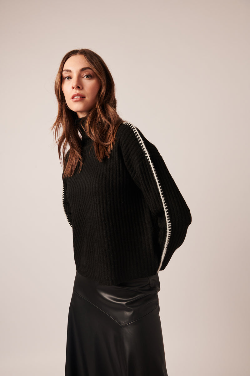 TRINITY SWEATER - Black