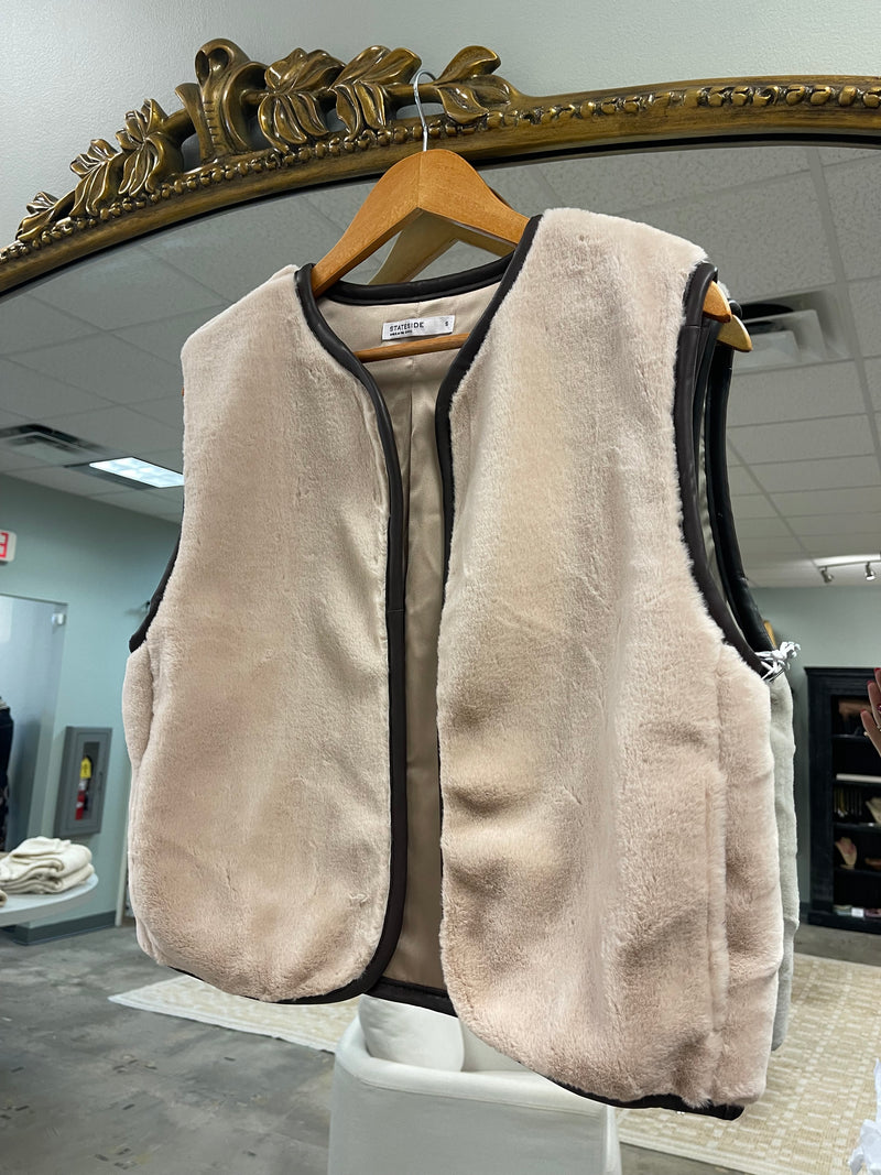 Faux Fur Vest - Taupe