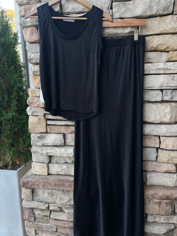 Cosmo Satin Maxi Skirt - Black