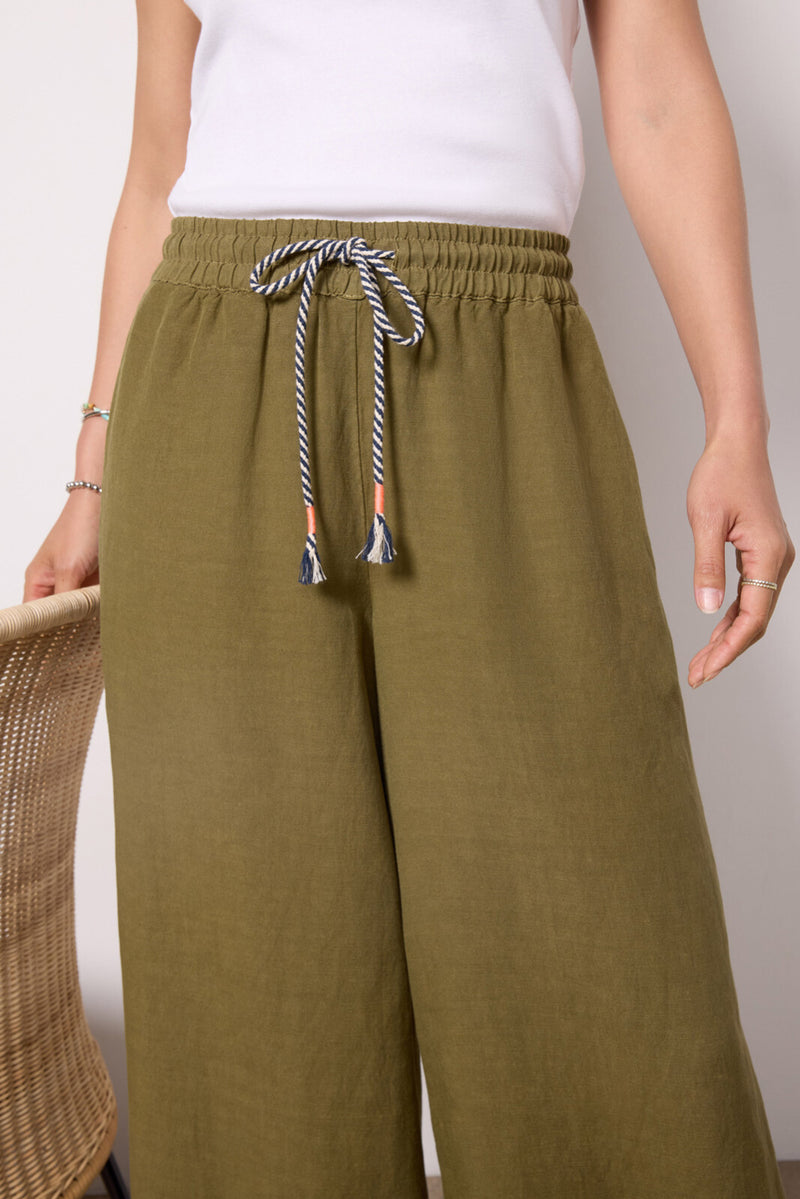 Wide Leg Pant in Olive