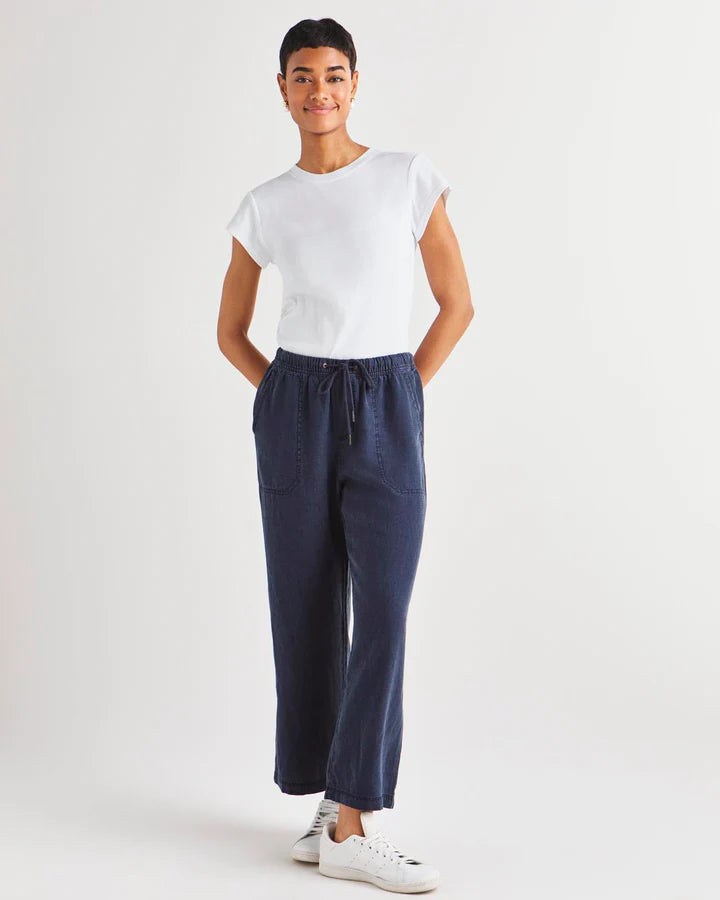 Angie Crop Wide Leg Pant in Navy