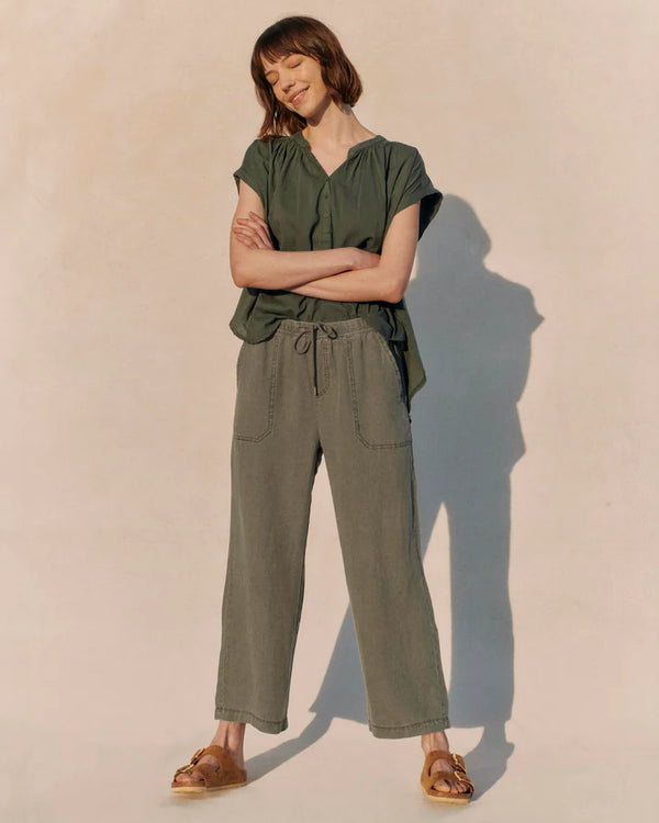 Angie Crop Wide Leg Pant in Pale Green