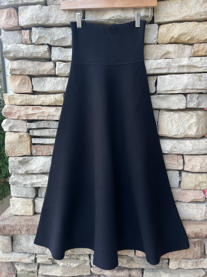 Cashmere Flare Midi Skirt - Black