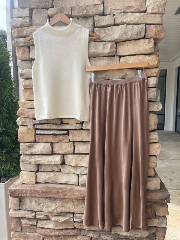 Sleeveless Turtleneck Shell Tank