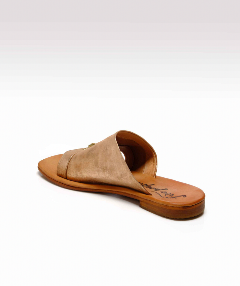 Mila Flat Sandals