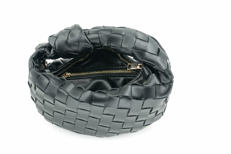 Knotted Clutch