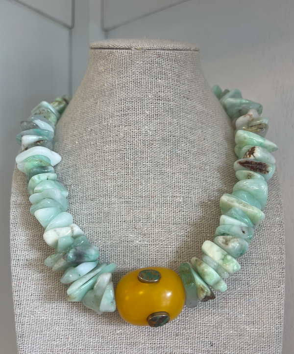 Seafoam Chip & Yellow Necklace