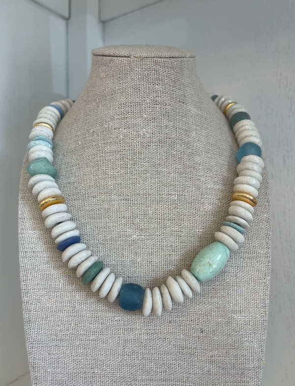 Marathon Necklace in White