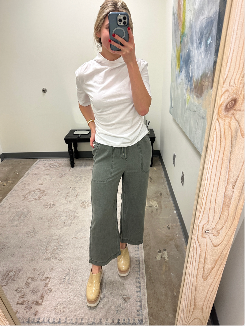 Angie Crop Wide Leg Pant in Pale Green