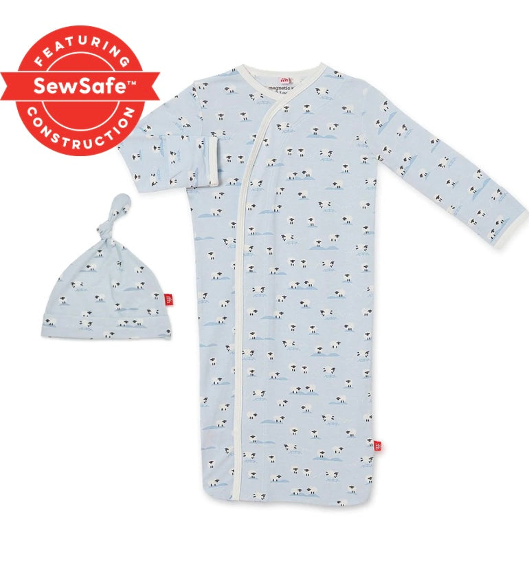 Magnetic gown & hat in baby blue
